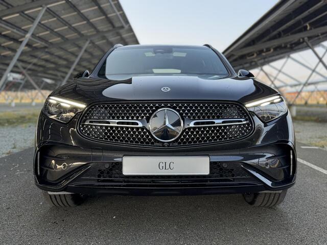 Mercedes-Benz GLC-KLASSE 300e 4MATIC Sport Edition | Night | Panoramaschuifdak | Premium Plus | Techniekpakket | Head-up display | Trekhaak | Burmester |
