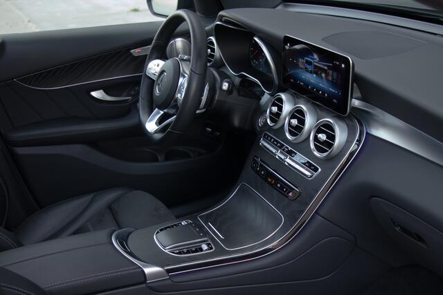 Mercedes-Benz GLC-KLASSE 300e 4MATIC Business Solution AMG | Pano | Virtual | Facelift | Burmester | Multibeam LED | 20 Inch | Trekhaak | Carplay | Camera | DAB | Distronic | Panamerica | 1 Eigenaar | BTW | Dealer Onderhouden | Garantie