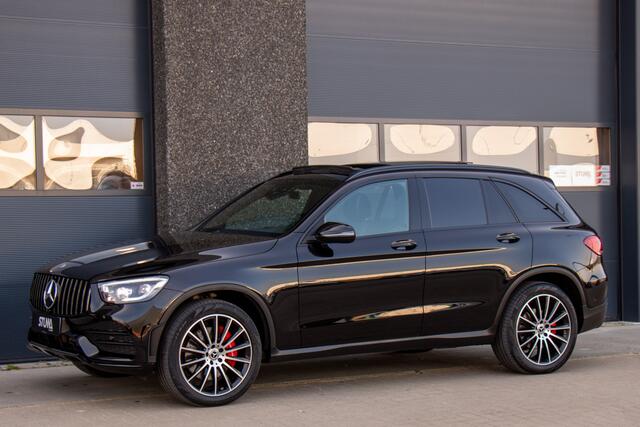 Mercedes-Benz GLC-KLASSE 300e 4MATIC Business Solution AMG | Pano | Virtual | Facelift | Burmester | Multibeam LED | 20 Inch | Trekhaak | Carplay | Camera | DAB | Distronic | Panamerica | 1 Eigenaar | BTW | Dealer Onderhouden | Garantie