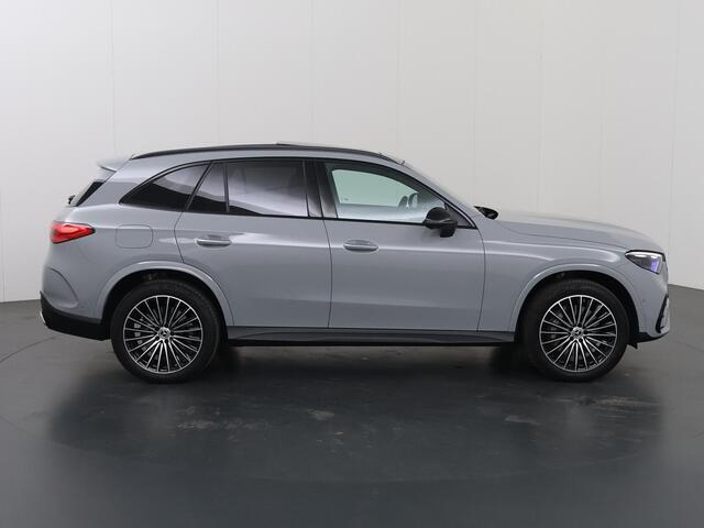 Mercedes-Benz GLC-KLASSE 300e 4MATIC Sport Edition | Panoramaschuifdak | Premium Plus | Night | Rijassistentiepakket Plus | Burmester | Head-up display