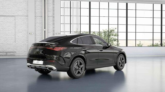 Mercedes-Benz GLC-KLASSE 300e 4MATIC Sport Edition | Panoramaschuifdak | Premium pakket | Rij assistentiepakket | Trekhaak | Head-Up |