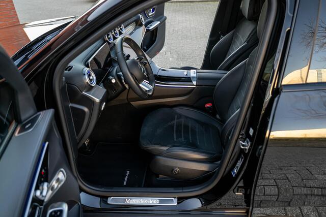 Mercedes-Benz GLC-KLASSE 300e 4MATIC AMG Distronic Burmester Panorama BTW