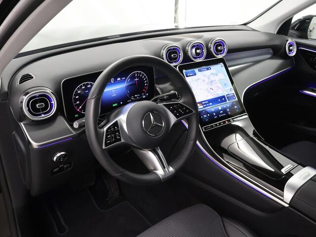 Mercedes-Benz GLC-KLASSE 300e 4MATIC Luxury Line | Rijassistentiepakket | Winter pakket | Trekhaak | 360 camera | Sfeerverlichting |