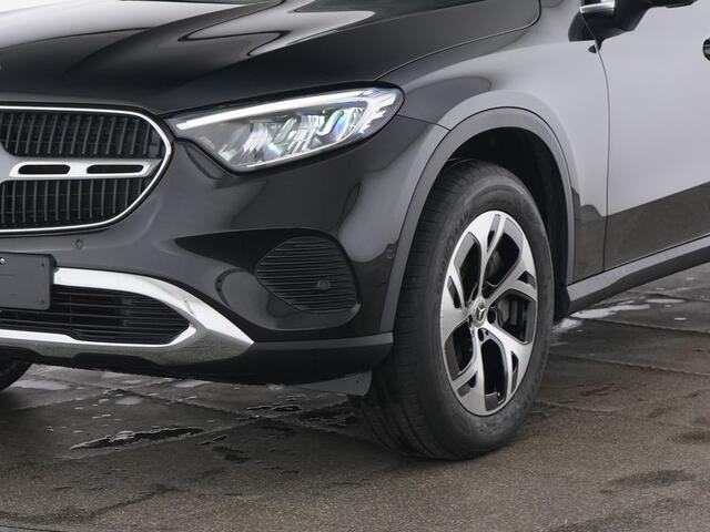 Mercedes-Benz GLC-KLASSE 300 e 4MATIC Plug-In Hybride Trekhaak | Panorama Schuif-Kanteldak | Memory Pakket voorstoelen | Stuur en Stoelverwarming. Inclusief 24 maanden MB Certified garantie voor Europa.