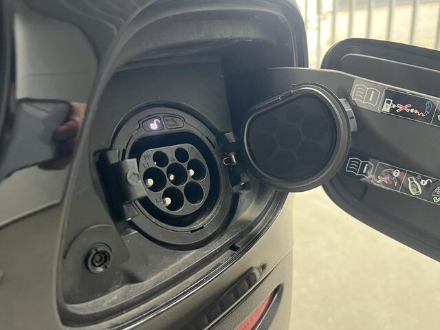 Mercedes-Benz GLC-KLASSE 300e 4MATIC Business Solution AMG | SCHUIF/KANTELDAK | 360 CAMERA | NAVI | CARPLAY/ANDROID | CRUISE CONTROL | PDC V+A | CLIMATE CONTROL | LMV 20'' | ELKTR. MEMORY STOELEN | STOELVERWARMING | KEYLESS | LED | BLUETOOTH