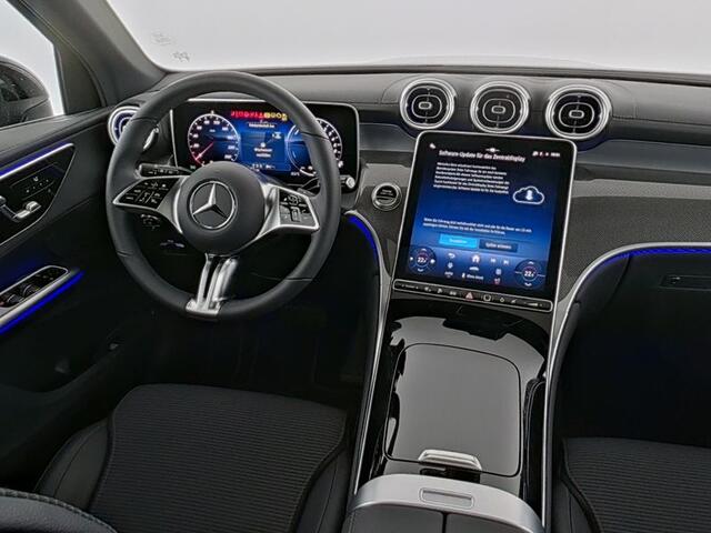 Mercedes-Benz GLC-KLASSE 300 e 4MATIC Plug-In Hybride Trekhaak | Panorama Schuif-Kanteldak | Zwarte hemel | Parkeerpakket met 360°-camera | Stuur en Stoelverwarming. Inclusief 24 maanden MB Certified garantie voor Europa.