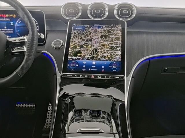 Mercedes-Benz GLC-KLASSE 300 e 4MATIC AMG Plug-In Hybride AMG Premium | Night Pakket | Trekhaak | Panorama Schuif-Kanteldak | Memory Stoelen | Stuur en Stoelverwarming. Inclusief 24 maanden MB Certified garantie voor Europa.