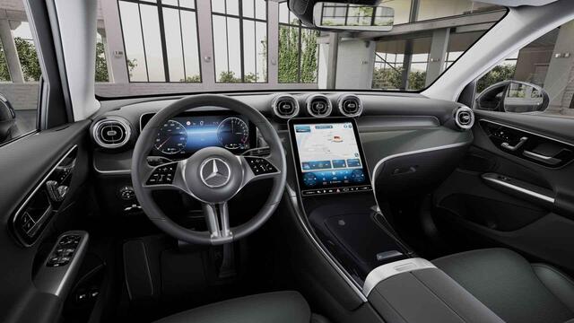 Mercedes-Benz GLC-KLASSE 300e 4MATIC Luxury Line | Panoramadak | Trekhaak | Rij assistentiepakket | Memory stoelen | Winter pakket |