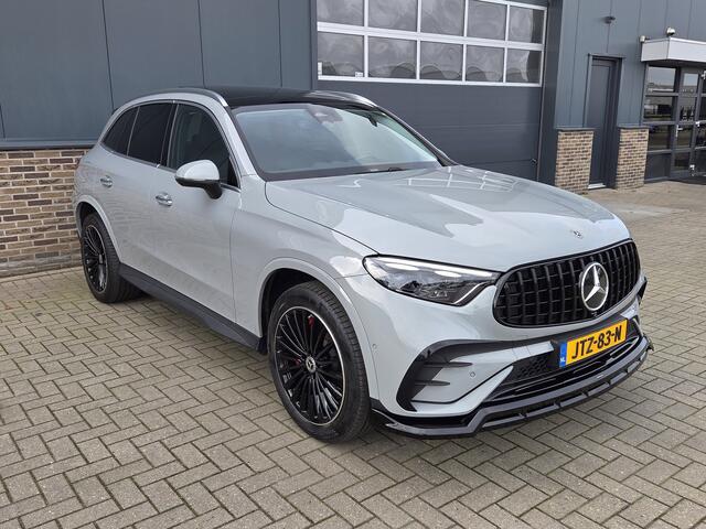 Mercedes-Benz GLC-KLASSE 300e 4MATIC AMG HUD PANO LEDER 360 CAMERA TREKHAAK SFEERVERL.
