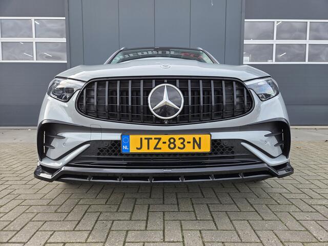 Mercedes-Benz GLC-KLASSE 300e 4MATIC AMG HUD PANO LEDER 360 CAMERA TREKHAAK SFEERVERL.