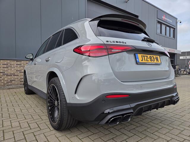 Mercedes-Benz GLC-KLASSE 300e 4MATIC AMG HUD PANO LEDER 360 CAMERA TREKHAAK SFEERVERL.