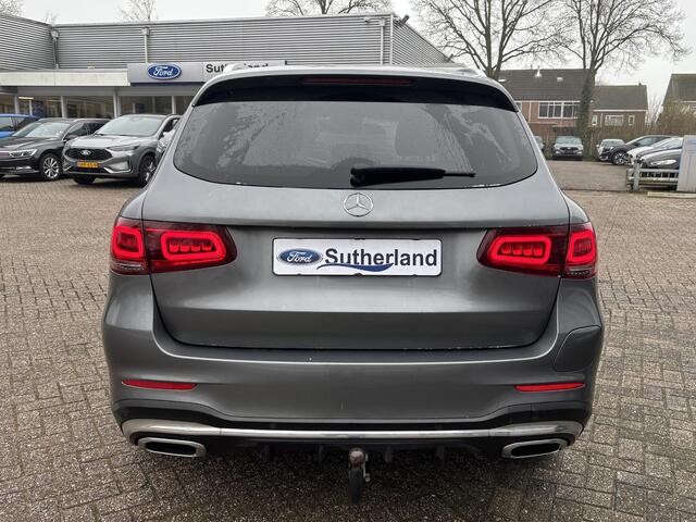 Mercedes-Benz GLC-KLASSE 300e 4MATIC AMG Line | SCI | 320pk PHEV | Panormadak | Afneembare Trekhaak | Burmester Audio | Stoelverwarming | Achteruitrijcamera