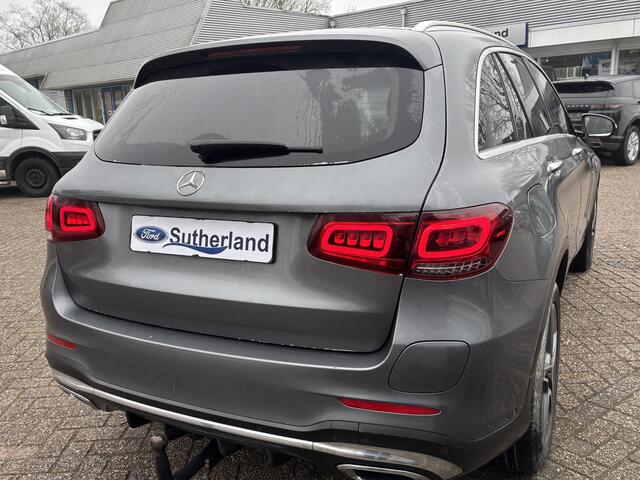 Mercedes-Benz GLC-KLASSE 300e 4MATIC AMG Line | SCI | 320pk PHEV | Panormadak | Afneembare Trekhaak | Burmester Audio | Stoelverwarming | Achteruitrijcamera