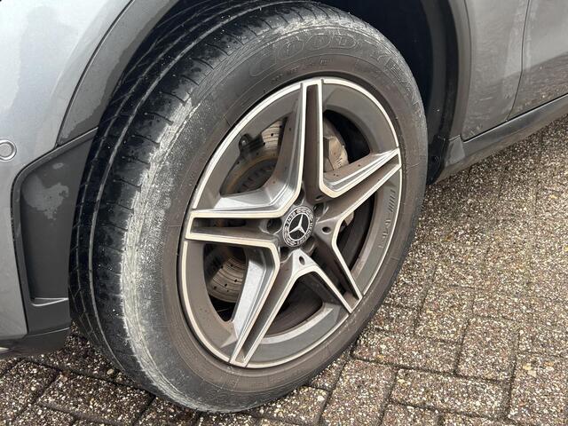 Mercedes-Benz GLC-KLASSE 300e 4MATIC AMG Line | SCI | 320pk PHEV | Panormadak | Afneembare Trekhaak | Burmester Audio | Stoelverwarming | Achteruitrijcamera