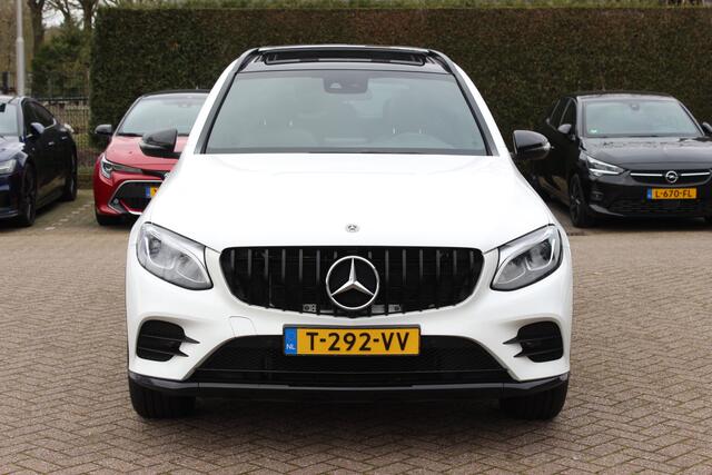 Mercedes-Benz GLC-KLASSE 250 4MATIC Business / Panoramadak / Camera / Navigatie / Leder&Alcantara / 19'' / Stoelverwarming / Cruise Control