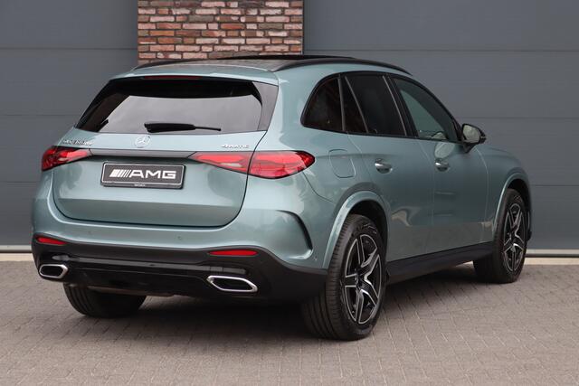 Mercedes-Benz GLC-KLASSE 300de 4MATIC AMG Line | Distronic+ | Panoramadak | Memory | Trekhaak | Digital Light | HUD | Verwarmd Stuurwiel | Surround Camera | Augmented Reality |