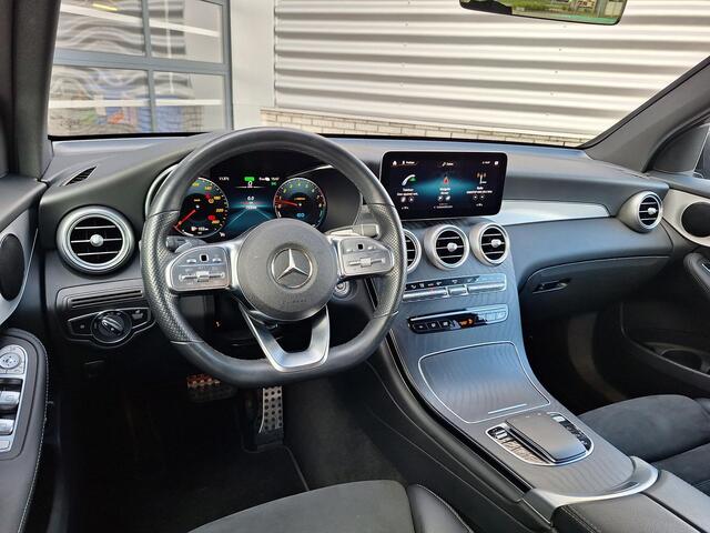 Mercedes-Benz GLC-KLASSE 300e 4MATIC Business Solution AMG | Night pakket | Achteruitrijcamera | Stoelverwarming | Elektrische achterklep