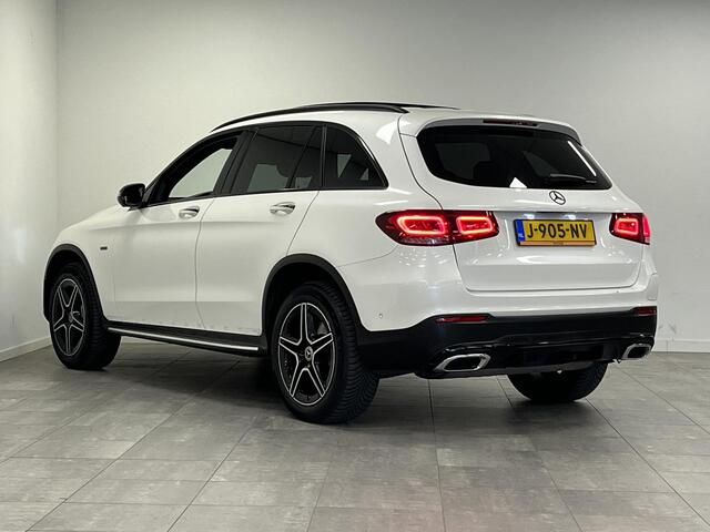 Mercedes-Benz GLC-KLASSE 300e 4MATIC AMG Line | Pano| Burmester | Trekhaak |