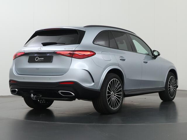 Mercedes-Benz GLC-KLASSE 300e 4MATIC Sport Edition | AMG | Panoramaschuifdak | Premium pakket | Nightpakket | 360° camera | Dodehoekassistent | DIGITAL LIGHT | Trekhaak |