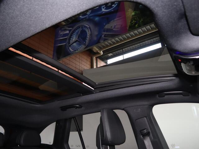 Mercedes-Benz GLC-KLASSE 300e 4MATIC Sport Edition | AMG | Panoramaschuifdak | Premium pakket | Trekhaak | 20" AMG-velgen |