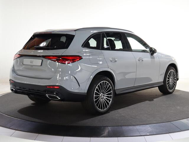 Mercedes-Benz GLC-KLASSE 300e 4MATIC Sport Edition | AMG | Panoramaschuifdak | Premium Plus | Rijassistentiepakket plus | Head-up display | Burmester | Nightpakket | Trekhaak |