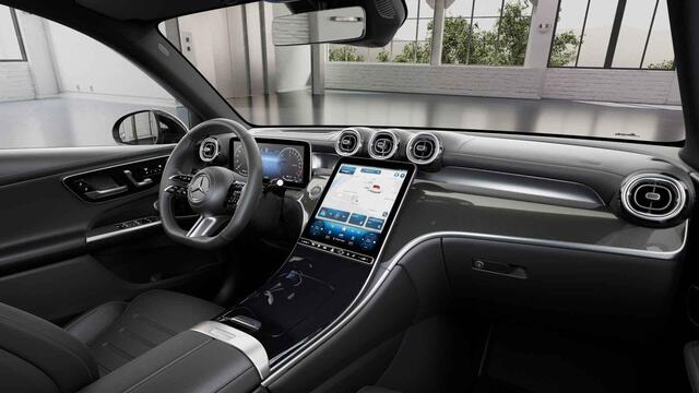 Mercedes-Benz GLC-KLASSE 300e 4MATIC Sport Edition | AMG | Panoramaschuifdak | Trekhaak | Premium Plus | Stoelventilatie | Nightpakket | Burmester | Head-up display | 360° camera |