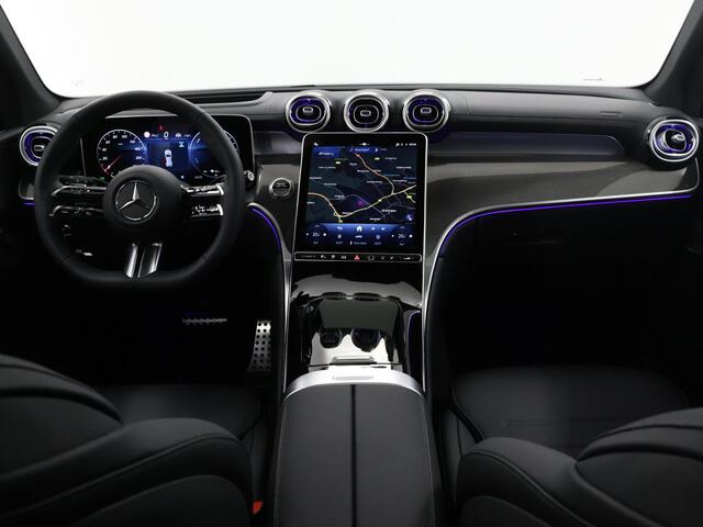 Mercedes-Benz GLC-KLASSE 300e 4MATIC Sport Edition | AMG | Panoramaschuifdak | Premium Plus | Night | Head-up | Rijassistentiepakket Plus | Trekhaak | Burmester |