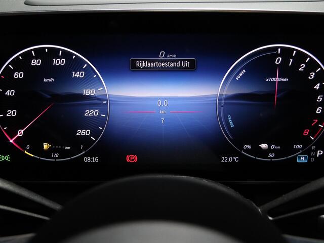 Mercedes-Benz GLC-KLASSE 300e 4MATIC Sport Edition | AMG | Panoramaschuifdak | Premium Plus | Night | Rijassistentiepakket Plus | Trekhaak | Burmester |