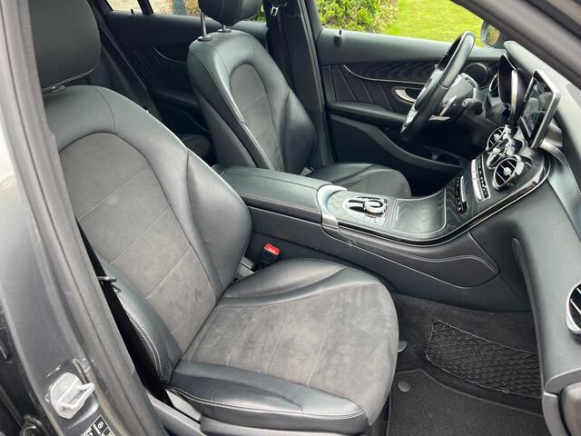 Mercedes-Benz GLC-KLASSE GLC 250 4-Matic AMG, Night, pano dak, trekhaak, Sfeer