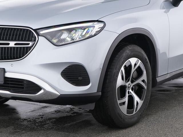 Mercedes-Benz GLC-KLASSE 300 e 4MATIC Plug-In Hybride Trekhaak | Stoelverwarming voor en achter | Memory voorstoelen | Stuurverwarming | Parkeerpakket met achteruitcamera. Inclusief 24 maanden MB Certified garantie voor Europa.