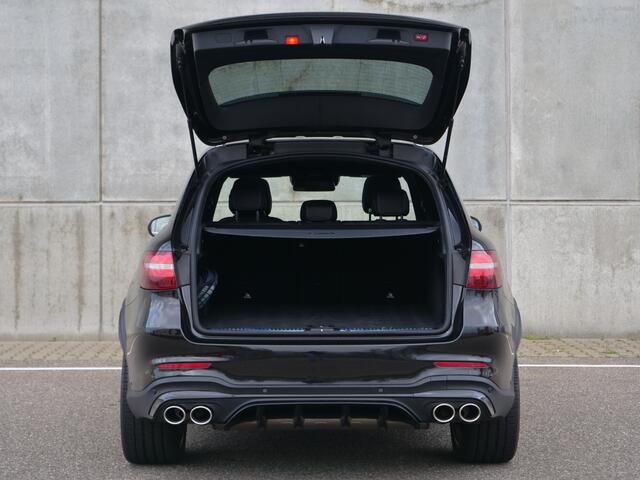 Mercedes-Benz GLC-KLASSE GLC 250 4MATIC | AMG | Panorama | Burmester | Aantoonbaar onderhouden..