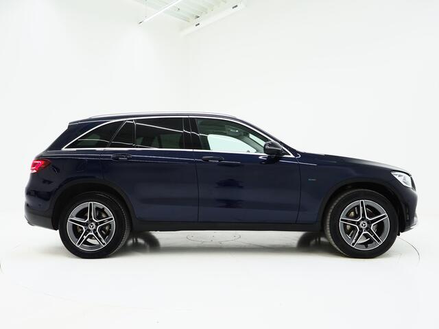 Mercedes-Benz GLC-KLASSE 300e 4MATIC AMG | Panoramadak | Leder | 360 | Sportstuur | Virtual | Cruise | DAB | LED