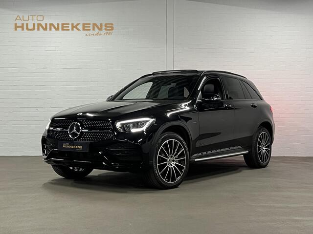 Mercedes-Benz GLC-KLASSE 300e 4MATIC AMG Trekhaak | Burmester | Adapt. cruise | open dak | Stoelverwarming | Achteruitrij camera | Carplay
