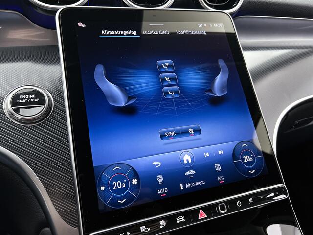 Mercedes-Benz GLC-KLASSE 300e 4MATIC Business Solution Luxury | Advanced pakket | Trekhaak | Sierdelen ruitlook zilvergrijs | Smartphone-integratie | Stoelverwarming | Sfeerverlichting | Warmtewerend, donkergetint glas |