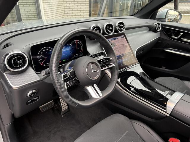 Mercedes-Benz GLC-KLASSE 300e 4MATIC AMG Line