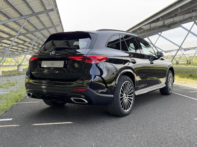 Mercedes-Benz GLC-KLASSE 300e 4MATIC Sport Edition | AMG | Night | Panoramaschuifdak | Premium Plus | Head-up | Rijassistentiepakket Plus | Trekhaak | Burmester |
