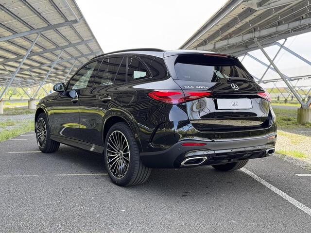 Mercedes-Benz GLC-KLASSE 300e 4MATIC Sport Edition | AMG | Night | Panoramaschuifdak | Premium Plus | Head-up | Rijassistentiepakket Plus | Trekhaak | Burmester |