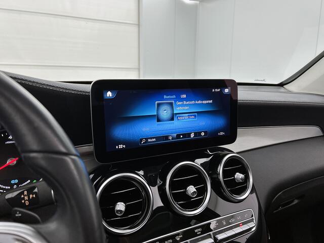 Mercedes-Benz GLC-KLASSE 300 e 4MATIC Plug-In Hybride | Panoramadak | Achteruitrijcamera | Rijassistentiepakket | Apple Carplay | Inclusief 24 maanden MB Certified garantie voor Europa.