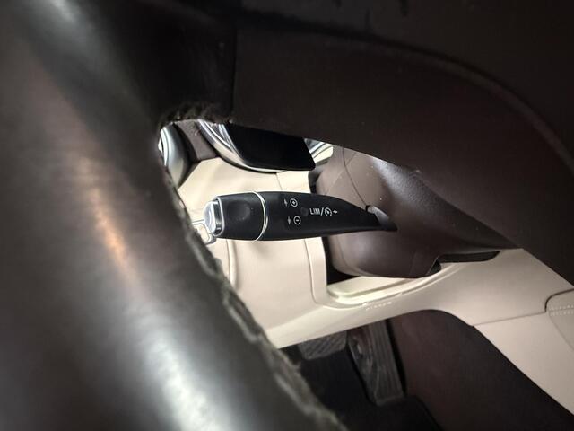 Mercedes-Benz GLC-KLASSE 250 4MATIC Premium / NL auto / Dealer hist. / Trekhaak