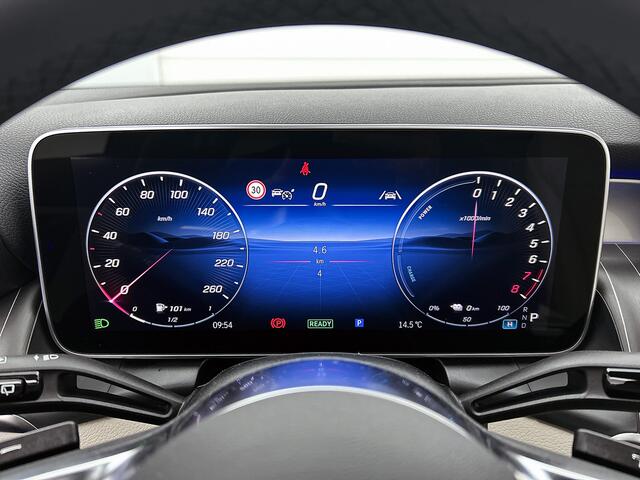 Mercedes-Benz GLC-KLASSE 300e 4MATIC Business Solution Luxury | Parkeerpakket met 360°-camera | Comfortpakket Plus | Trekhaak | Panoramaschuifdak | Sierdelen openporig hout aluminiumlines | DISTRONIC | 19 inch vijf-dubbelspaaks velgen |