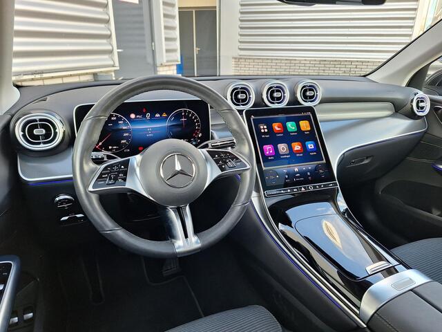Mercedes-Benz GLC-KLASSE 300 e 4MATIC Autom. | Panoramadak | Trekhaak | 360° Camera | Rijassistentiepakket | Memory pakket | Sfeerverlichting | Dodehoekassistentie | Elektrische achterklep