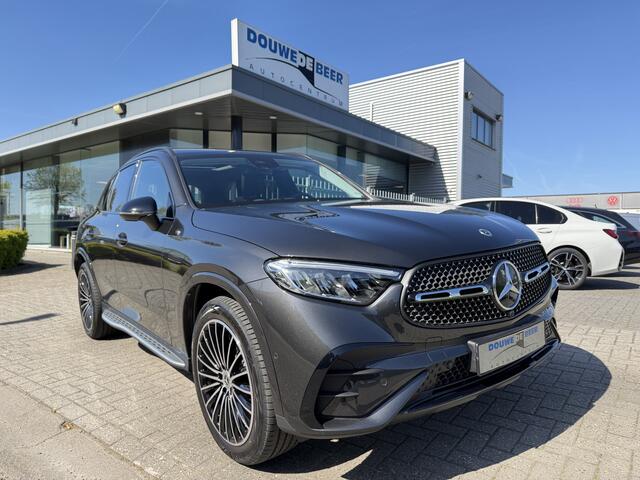 Mercedes-Benz GLC-KLASSE 300e 4MATIC AMG Line Pano-Dak | Trekhaak | Night | Stuurverw. | Treeplanken
