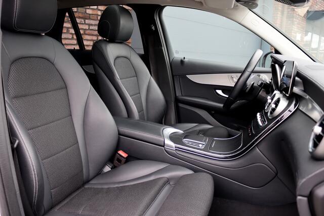 Mercedes-Benz GLC-KLASSE 300e 4MATIC AMG Line Premium+ | Distronic+ | Panoramadak | Burmester | Memory | Trekhaak | Surround Camera | Multibeam LED | Nightpakket | Augmented Reality |