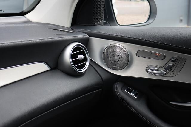 Mercedes-Benz GLC-KLASSE 300e 4MATIC AMG Line Premium+ | Distronic+ | Panoramadak | Burmester | Memory | Trekhaak | Surround Camera | Multibeam LED | Nightpakket | Augmented Reality |