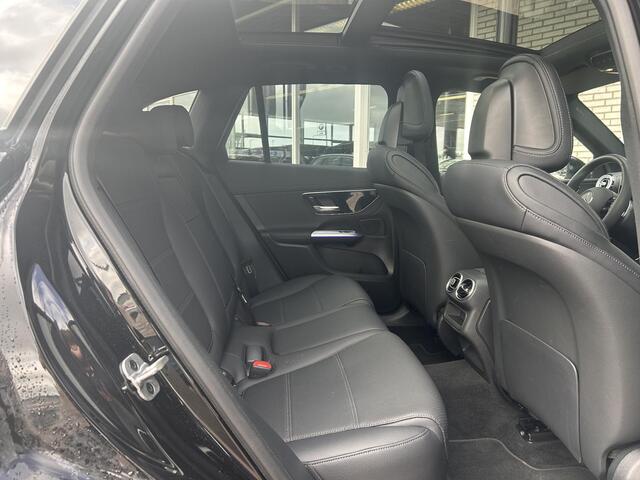 Mercedes-Benz GLC-KLASSE 300e 4MATIC AMG Line