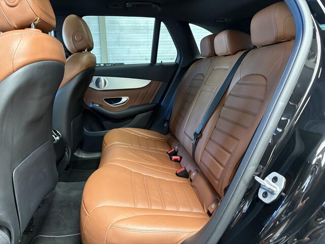 Mercedes-Benz GLC-KLASSE 300e 4MATIC Business Solution AMG Adaptive cruise, Navi, Pano, Sfeerverlichting