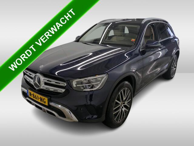 Mercedes-Benz GLC-KLASSE 300e 4MATIC Business Solution Luxury / Trekhaak / 360camera / Navi / Panorama dak / Leder Bicolor / Apk 11-2027