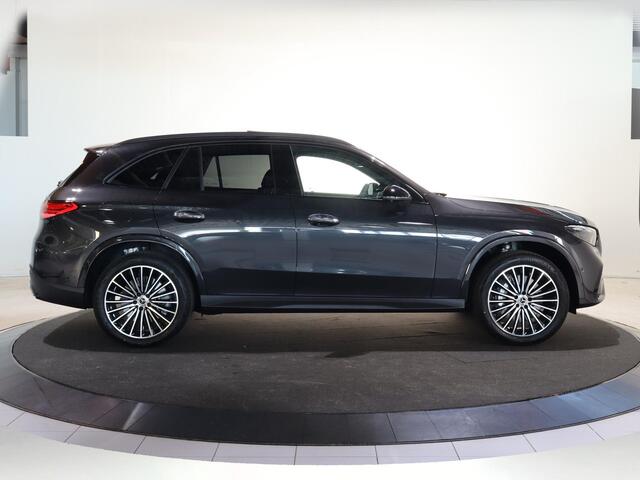 Mercedes-Benz GLC-KLASSE 300e 4MATIC Sport Edition | Panoramaschuifdak | Premium pakket | Nightpakket | 360° camera | Dodehoekassistent | DIGITAL LIGHT |