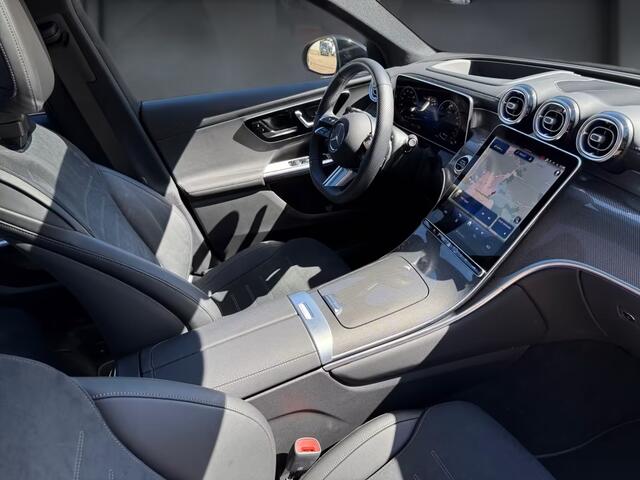 Mercedes-Benz GLC-KLASSE 300de 4MATIC AMG Line Diesel Hybride Panoramadak Head-Up Burmester Distronic Night Pakket Trekhaak