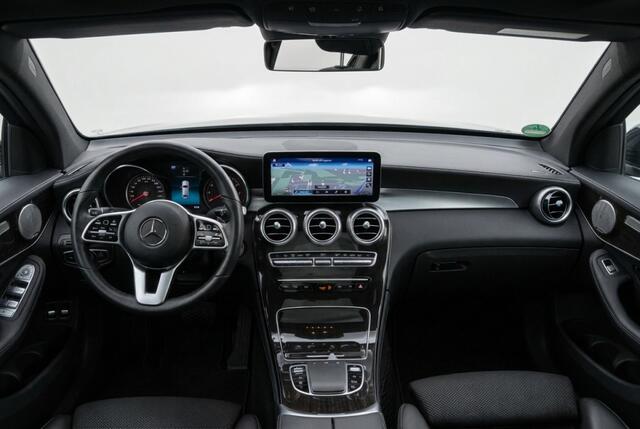 Mercedes-Benz GLC-KLASSE GLC 300 e 4Matic AMG l Pano l Leder l Burmester l HUD